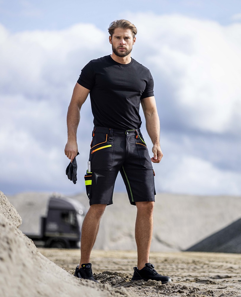 Sortsid CREATRON must/koll - Image 9